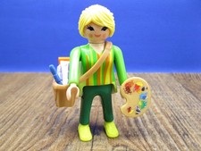 Frau mit Umhängetasche &