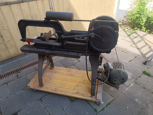 Metall bügelsäge elektrisch
