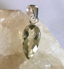 Anhänger mit prasiolith - anhänger,