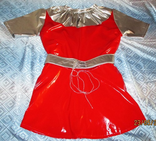 Lackminikleid rüschenkragen - lackminikleid,