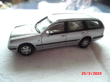 Modellauto Mercedes Benz 300T silber Hongwell