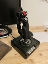 Logitech Saitek X52 Pro Flight USB Flugsimulator-Joystick für PC - Schwarz...