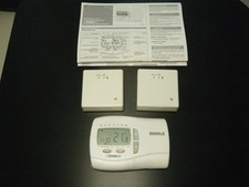 1x Eberle INSTAT+ 868 Uhrenthermostat und 2xEberle INSTAT 868-a1A Funkempfänger 