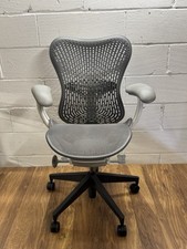 Herman Miller Mirra 2 Stuhl