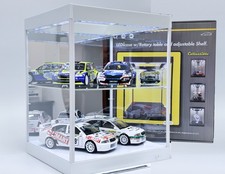 Plexiglasvitrine mit