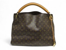 LOUIS VUITTON ARTSY MM M44869