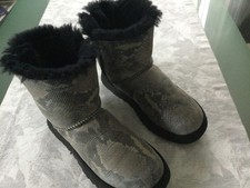 uggs australia    Lammfell Stiefel   Größe 36  Schlangenmuster