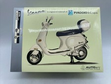Autoart Piaggio Vespa ET4 150 weiß 12511 1:12