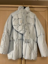 Daunenjacke hellblau mit