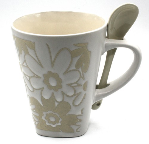 Tasse mit löffel - mit,