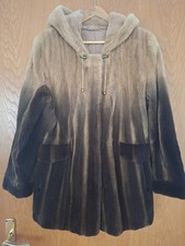 Jacke Größe M-L Echtpelz