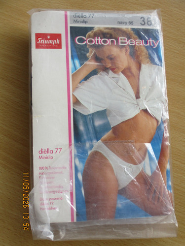 Vintage triumph diella slip - triumph,
