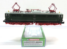 Grüne BR 251 015-4 der DR