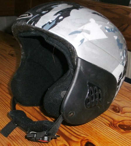 Gut erhaltener skihelm - gut,