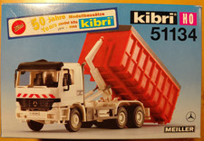 Kibri 51134 (11134) H0 Bausatz MB Actros Absetzcontainer mit Plane