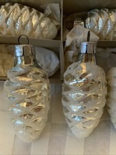 Alte Christbaumkugeln Baumbehang Christbaumschmuck Glas DDR Zapfen mit Schnee