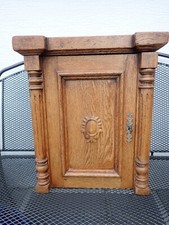 Seltener antiker Wandschrank