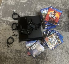 PS4 Konsole + 2 Controller +