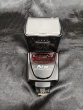 NIKON SB-700 Speedlight