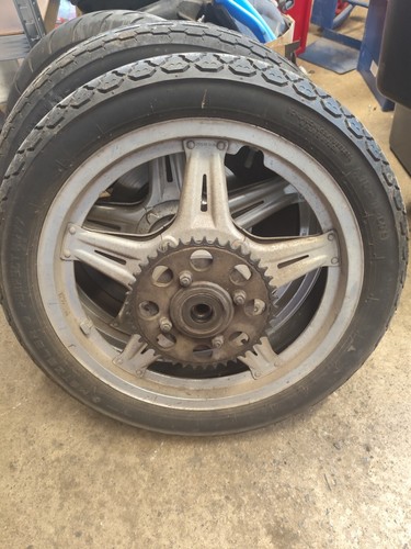 Honda 250 hinterrad felge - hinterrad,