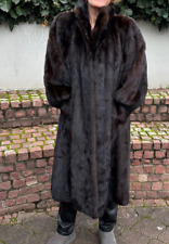 Wertvoller Nerzmantel aus