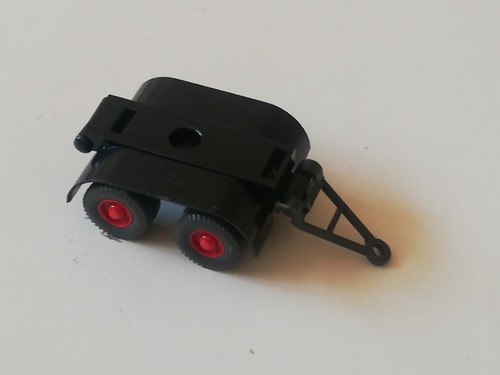 Lot 846 dolly - dolly, /