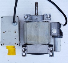 Elektromotor 2,2 kW Dreipoliger 16A-Stecker und Schalter für Wippsäge-Kreissäge
