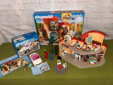 Playmobil Family Fun 9420 sonnige Ferienvilla + Playmobil City Life 70494 Cabrio