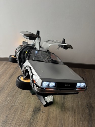 Hot toys zurück die - zurück,