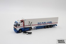 AWM Volvo FH12 Refrigerated