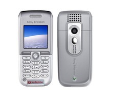 Sony Ericsson K300i in Silber