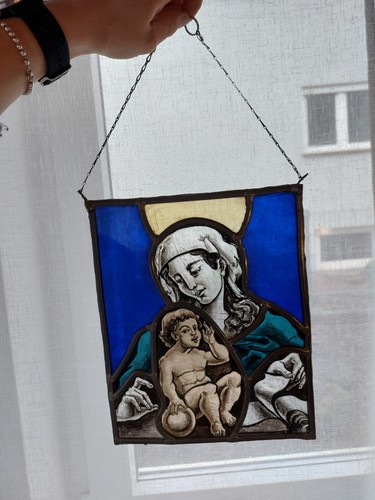 Kirchenfenster aus bunter