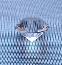 Großer brillantschliff glas - großer,