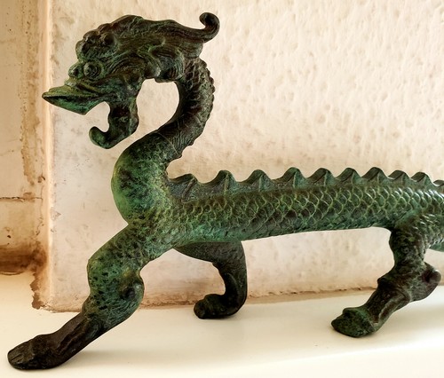 Drache aus bronze antik - aus,