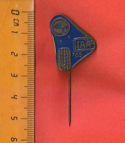 Iaa anstecknadel von - iaa, 65