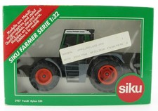 SIKU 2957 FENDT Xylon 524