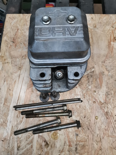 Briggs stratton vanguard - stratton,