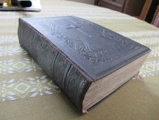 Alte antike Bibel, Heilige
