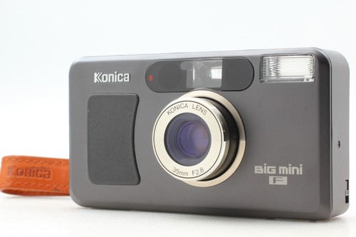 Neuwertig mit riemen konica - mit,