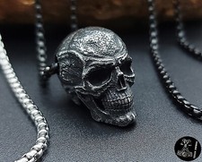 Anhänger Halskette Totenkopf Grau Vintage Skull Schädel Edelstahl Gothic Schwarz