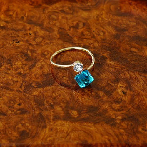Stylischer design ring mit - stylischer,