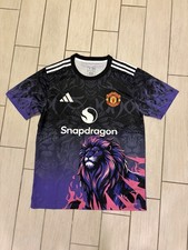 MAN UNITED PLAYER VERSION LION