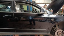 TÜR Vorn Rechts VW Passat 2.0 TDI DPF 3C/3CC Farbe schwarz L041 Limousine