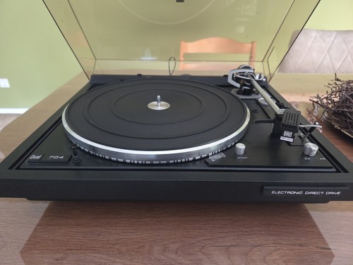 Dual 704 - dual, cs