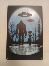 Bigfoot Sasquatch Yeti Alien