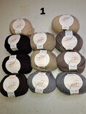 11 Knäuel (1) Strickgarn ggh