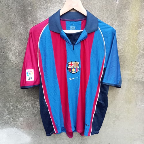 Barcelona 2001 home - 2001-02,