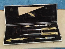 GEBR. WICHMANN  ?? *  ANTIKER ZIRKELKASTEN / REIßZEUG * um 1900