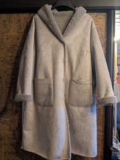 WHITE LABEL, extravaganter