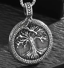 Medaillon  Anhänger mit Halskette Baum des Lebens Vegvisir beidseitig